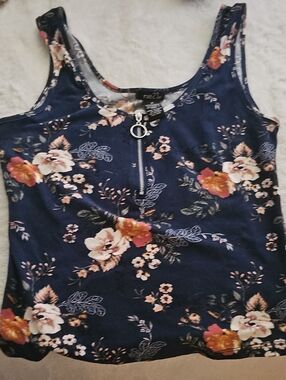 rue21 Navy Floral Tank Top with Front Ring Zip